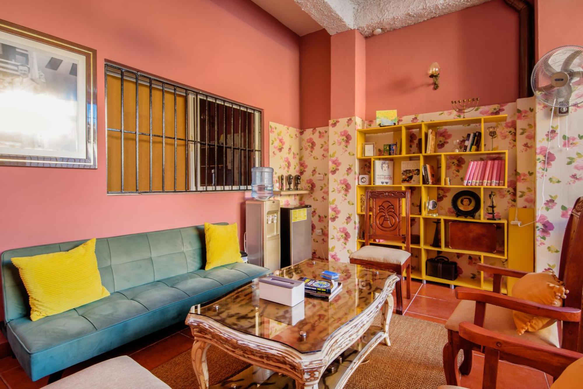 Hostal Mama Mambo - Zona Colonial Санто-Доминго Экстерьер фото